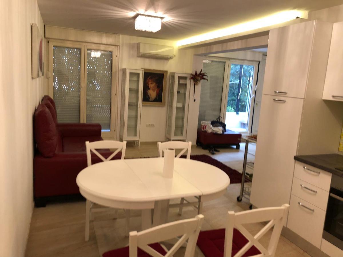 Guest House Valerija Ičići Kültér fotó